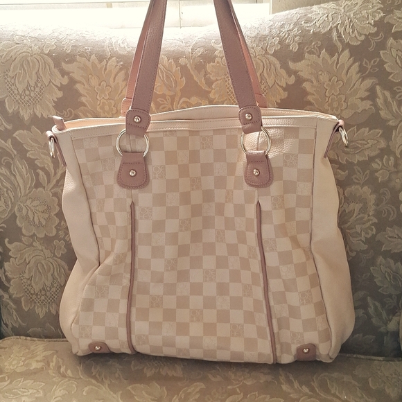 Jose Hess purse - Picture 2 of 6